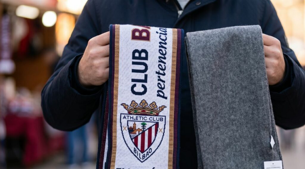 Sports club scarf