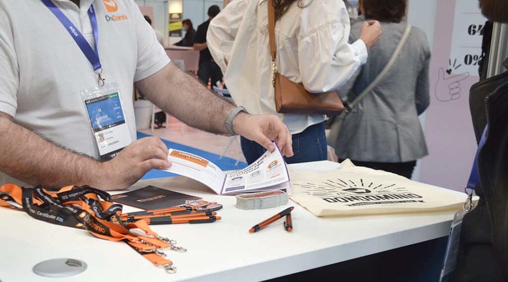 lanyard display at a fair