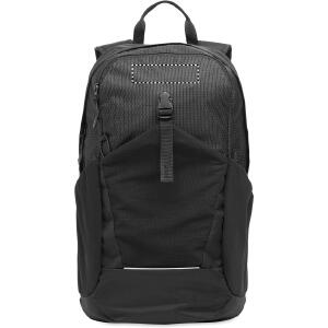 Shoulder strap right