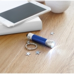 Original aluminium keyring with flashlight blue colour second ambient view