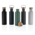 Single-wall steel bottle with lid and handle, 700 ml green colour
