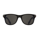 Retro square-shaped sunglasses in two colours blue colour