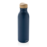 Recycled stainless steel bottle with bamboo lid, 600 ml blue colour