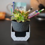 Portable recycled plastic speaker with powerful bass 5W