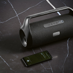 Water-resistant recycled plastic wireless speaker 40W black colour ambient view