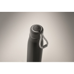Leak-proof stainless steel bottle with cord handle, 500 ml black colour second photographic view