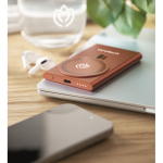 Magnetic fast-charging wireless charger with power bank, 15W main ambient view