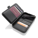 Travel pouch in recycled materials with 3-in-1 charging black colour
