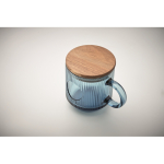 Original ribbed glass mug, acacia wood lid, 300 ml transparent blue colour third photographic view