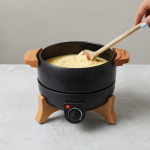 Electric fondue set, precise control, 8-person capacity black colour