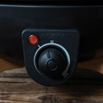 Electric fondue set, precise control, 8-person capacity black colour
