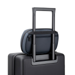 Travel case with clamshell opening and 2.5L capacity 8” navy-blue colour