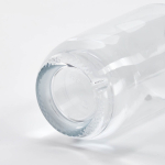 EU-made glass bottle with drip-proof closure 790ml transparent colour detail view
