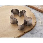 Set of 3 stainless steel cookie cutters in Christmas shapes beige colour ambient view