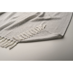 Recycled cotton fringed blanket presented with ribbon 400g/m²qu beige colour third photographic view