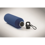 Recycled stainless steel bottle with rubberised finish and carabiner 750 ml royal blue colour fourth photographic view