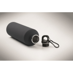 Recycled stainless steel bottle with rubberised finish and carabiner 750 ml navy-blue colour fourth photographic view