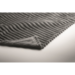 Striped fleece blanket with ribbon and kraft card 450g/m² dark grey colour third photographic view