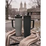 Leakproof recycled stainless steel thermal tumbler with handle and straw 900 ml grey colour ambient view