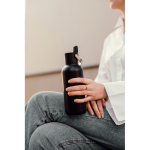 Double-wall thermal bottle with straw and leakproof lid 600ml black colour ambient view 3
