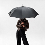 Automatic stormproof recycled plastic umbrella ø101 black colour ambient view