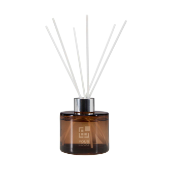 Refreshingly scented reed diffuser with soft fragrances 100ml