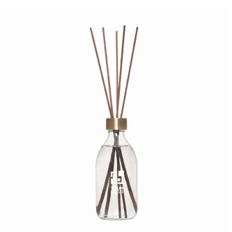 Glass reed diffuser made in the EU with multiple fragrances 200 ml