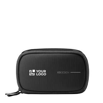 Travel case with clamshell opening and 2.5L capacity 8"