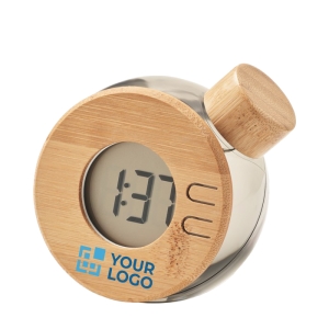 Bamboo case clock that works without a battery
