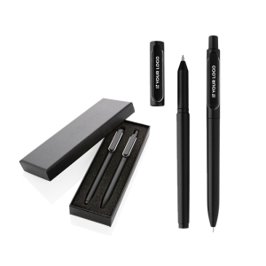 Pen set with metallic finish, blue ink