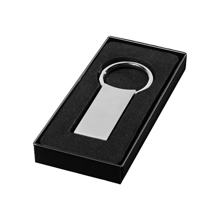 Metal keyring with hidden clasp