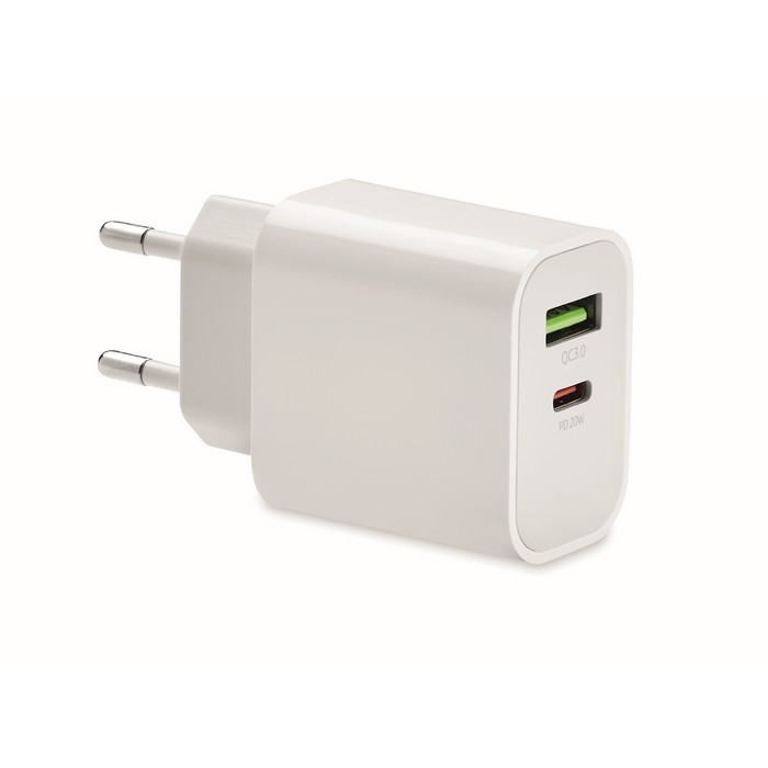 Fast charging EU charger with Type-A and Type-C port