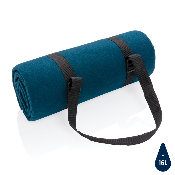 Water-repellent foldable RPET picnic blanket with logo