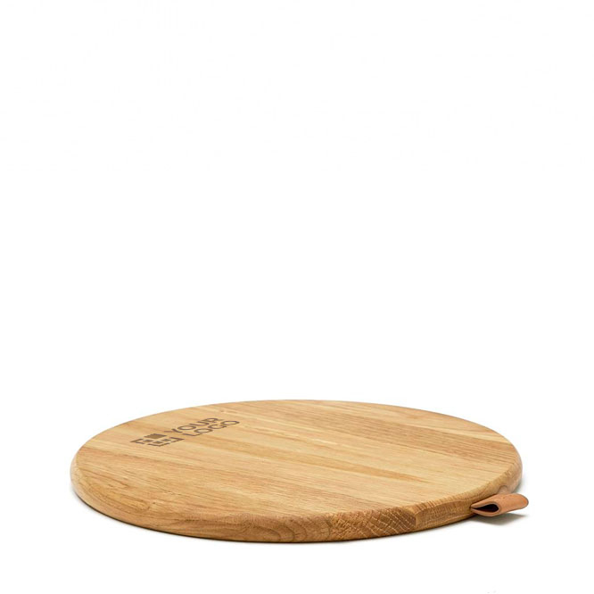 Round oak wood chopping board