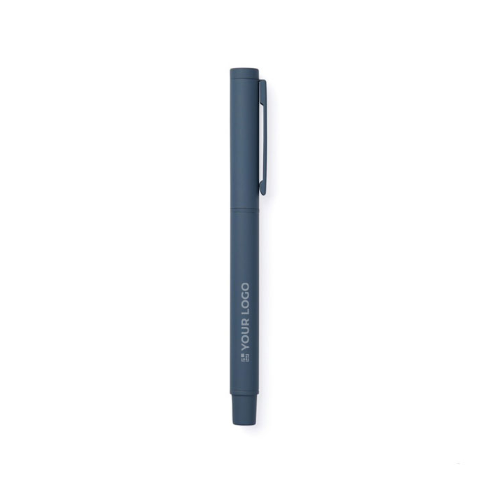 Elegant pen in recycled stainless steel with blue ink